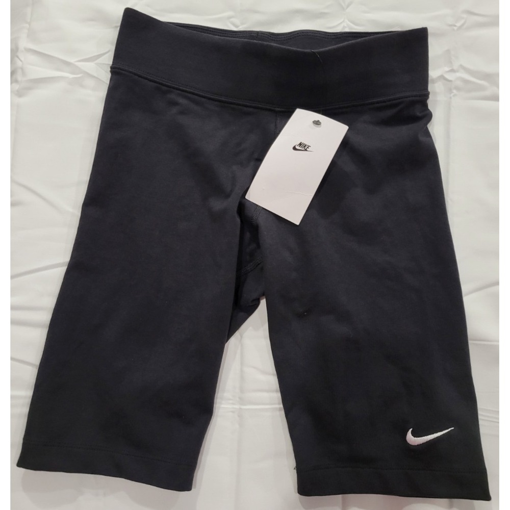 Nike Bike Shorts Women's Size XS Black Mid Rise Inseam 9 inches NEW with Tags